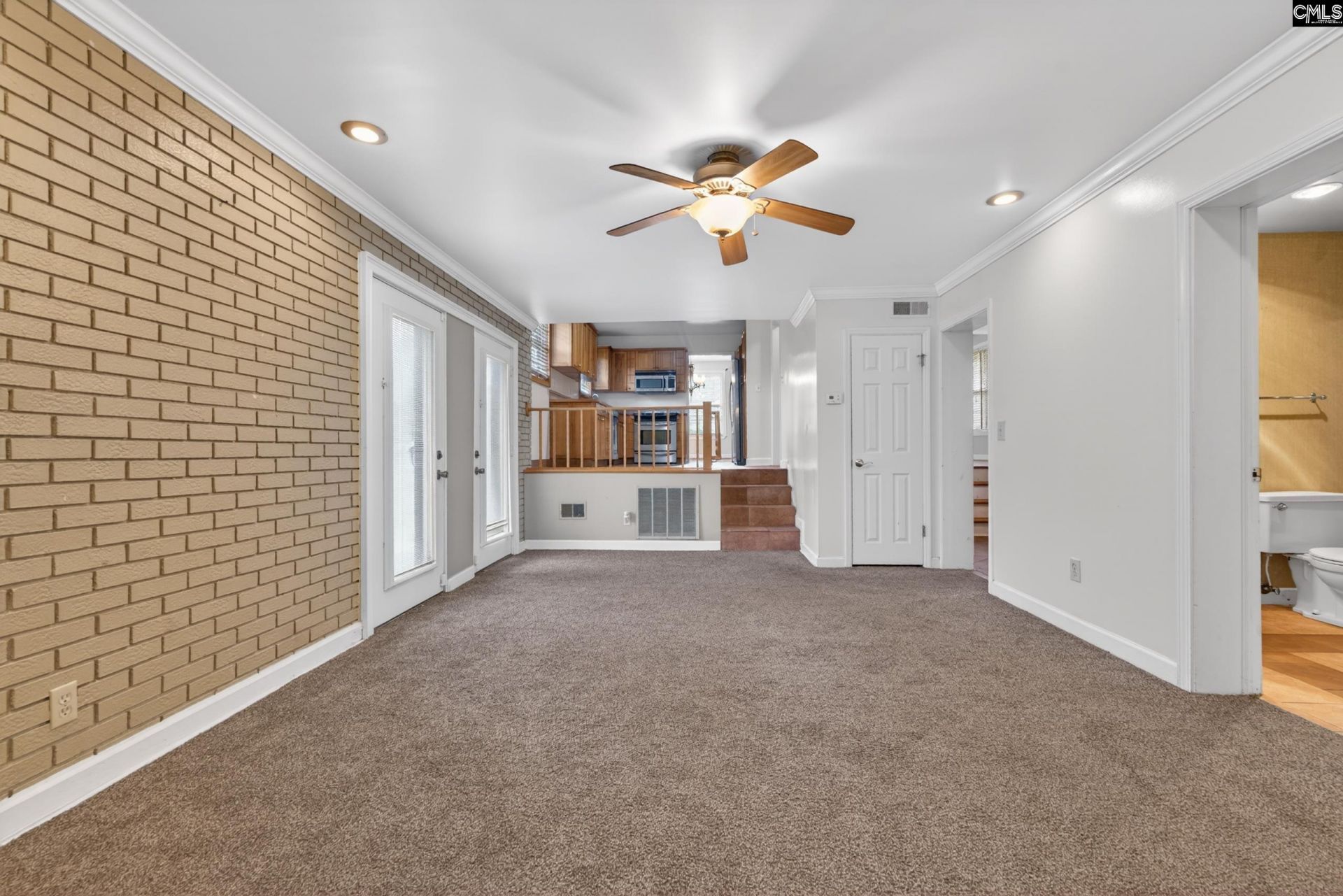 1001 Gardendale Drive  Photo 25
