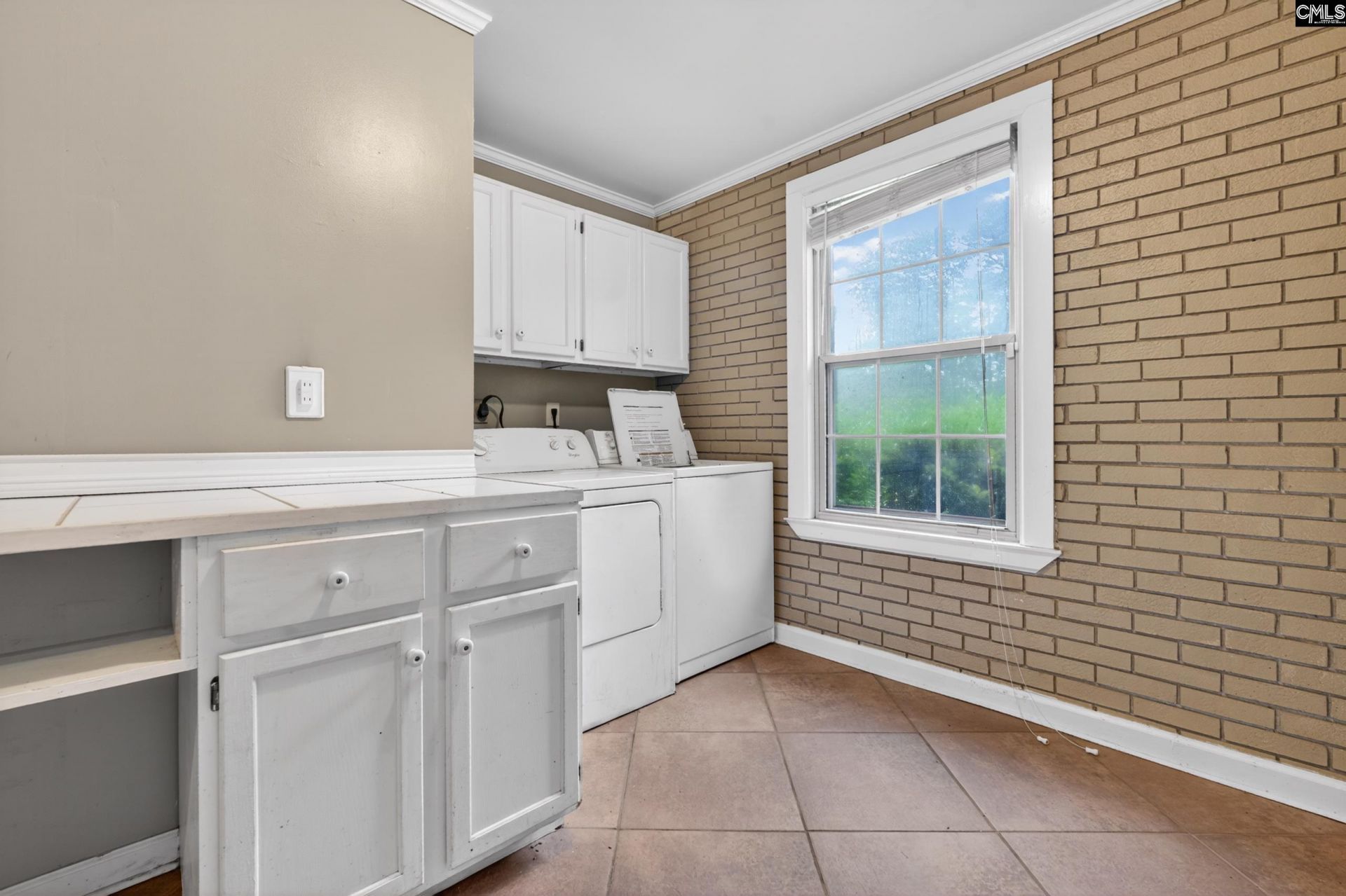 1001 Gardendale Drive  Photo 30