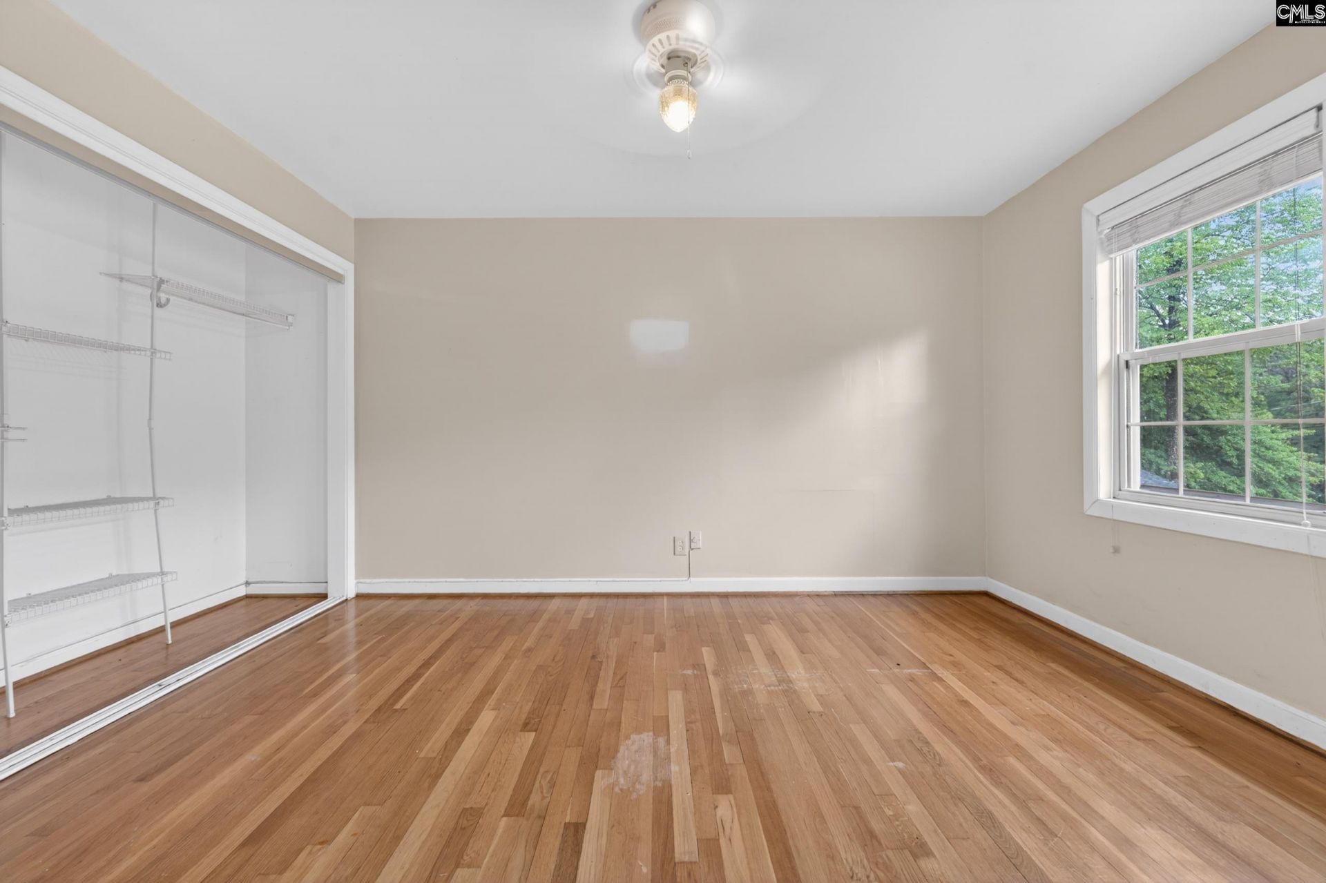 1001 Gardendale Drive  Photo 31