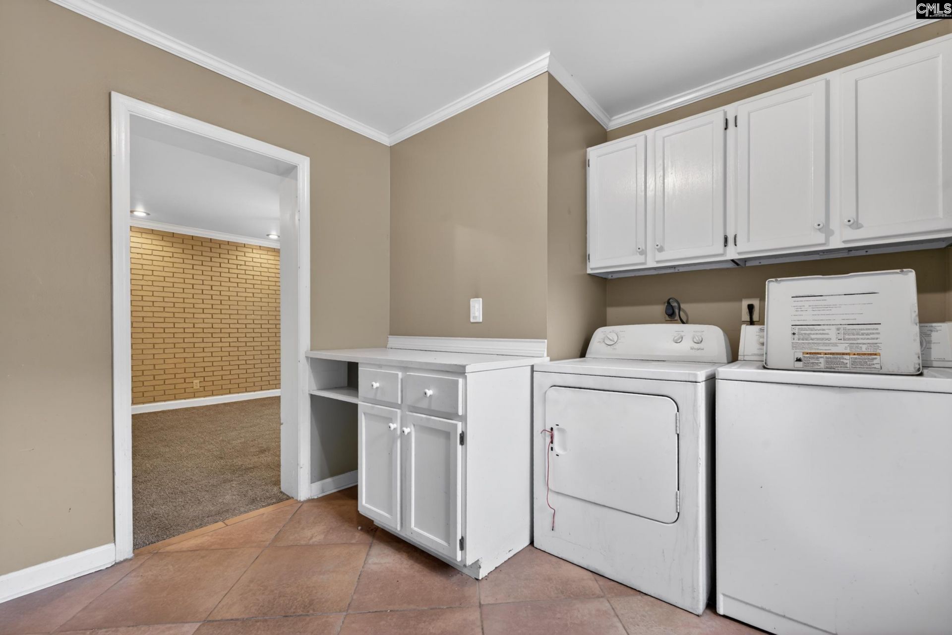 1001 Gardendale Drive  Photo 32