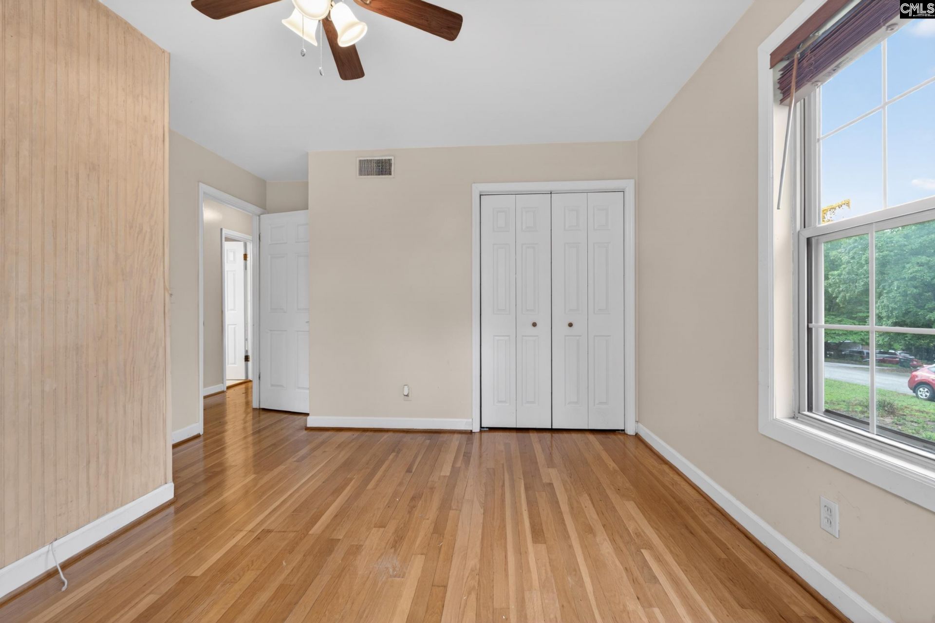 1001 Gardendale Drive  Photo 33