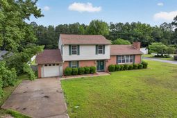 1001 Gardendale Drive  photo 4