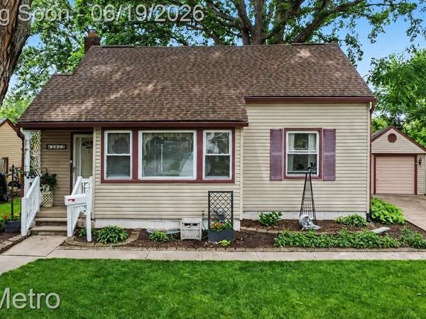 2815 Ellwood Avenue, Berkley, MI 48072