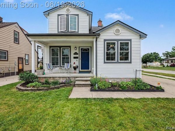 549 Park Drive, Clawson, MI 48017