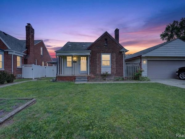 13121 Backus Street , Southgate, MI 48195