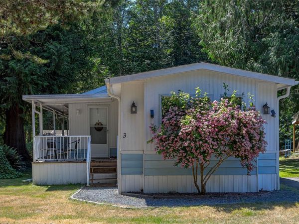 6350 Island Hwy W, Unit #3, Qualicum Beach, BC V9K 2E5