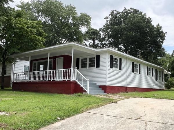 326 Barbour St, Florence, AL 35630