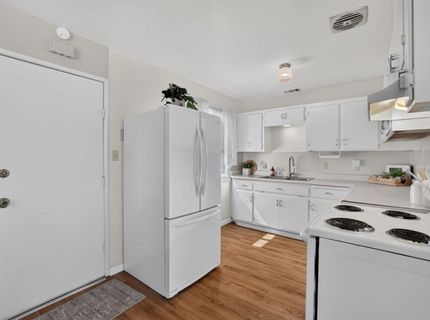 7021 21st Ave., Sacramento, CA 95820 Photo
