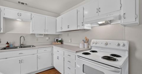 7021 21st Ave., Sacramento, CA 95820 Photo