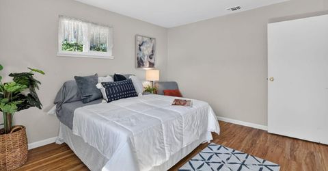 7021 21st Ave., Sacramento, CA 95820 Photo