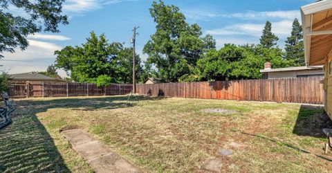 7021 21st Ave., Sacramento, CA 95820 Photo