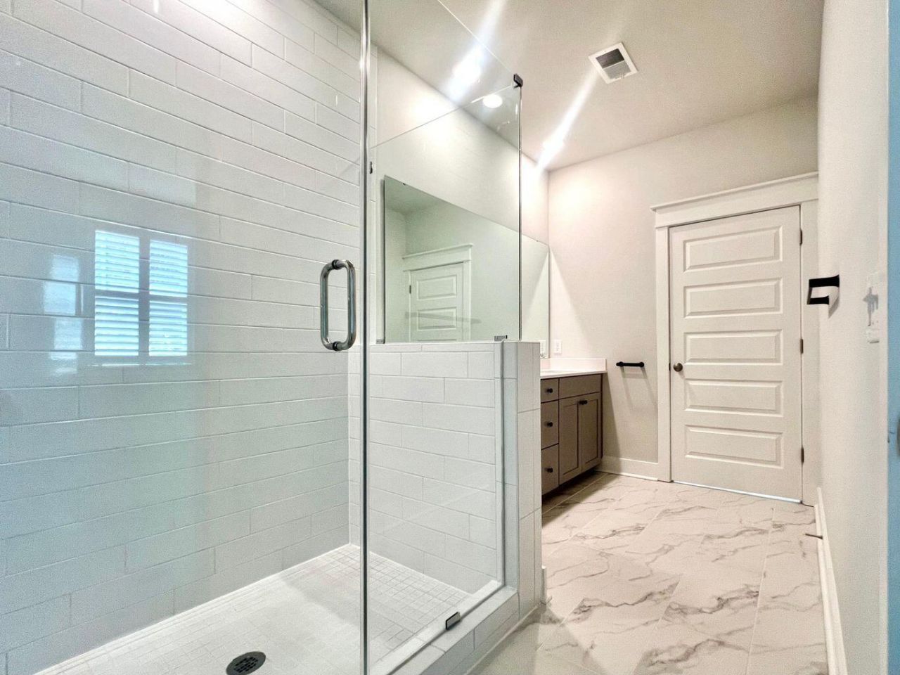1510 Martel Street Photo 15
