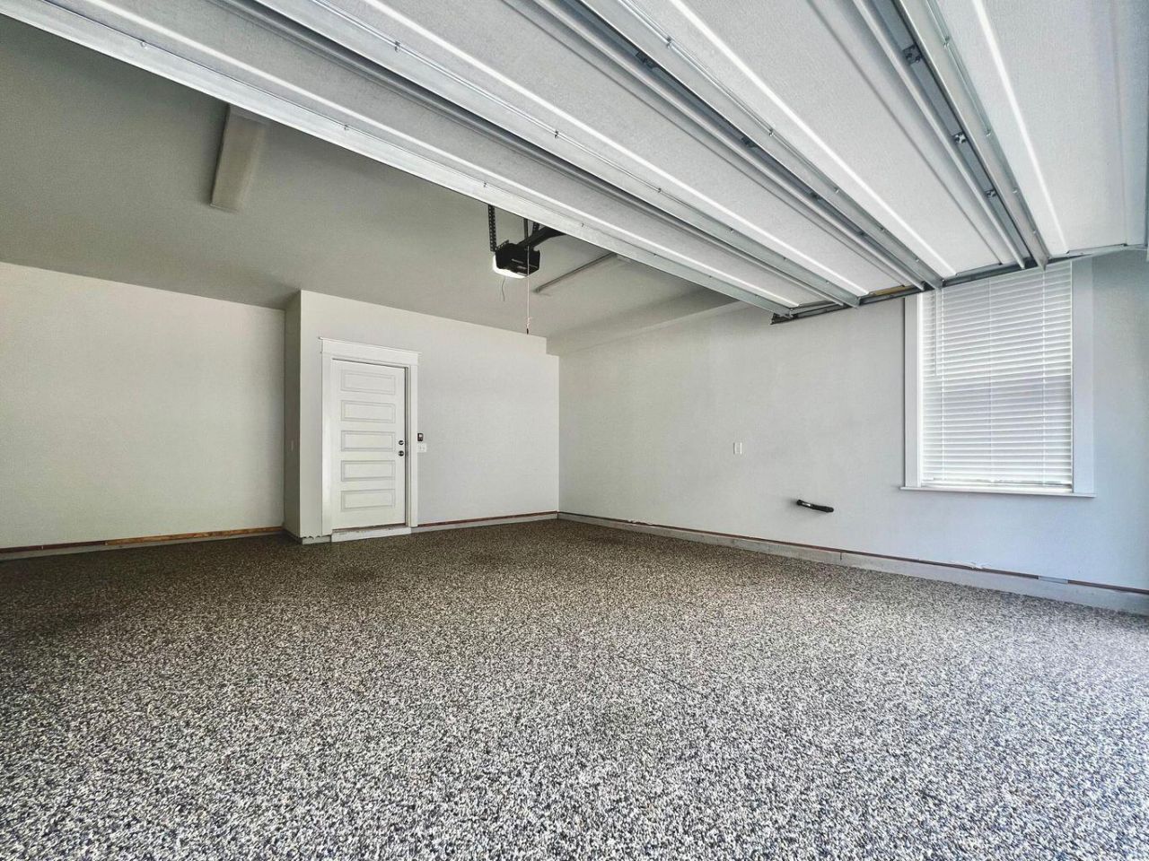 1510 Martel Street Photo 22