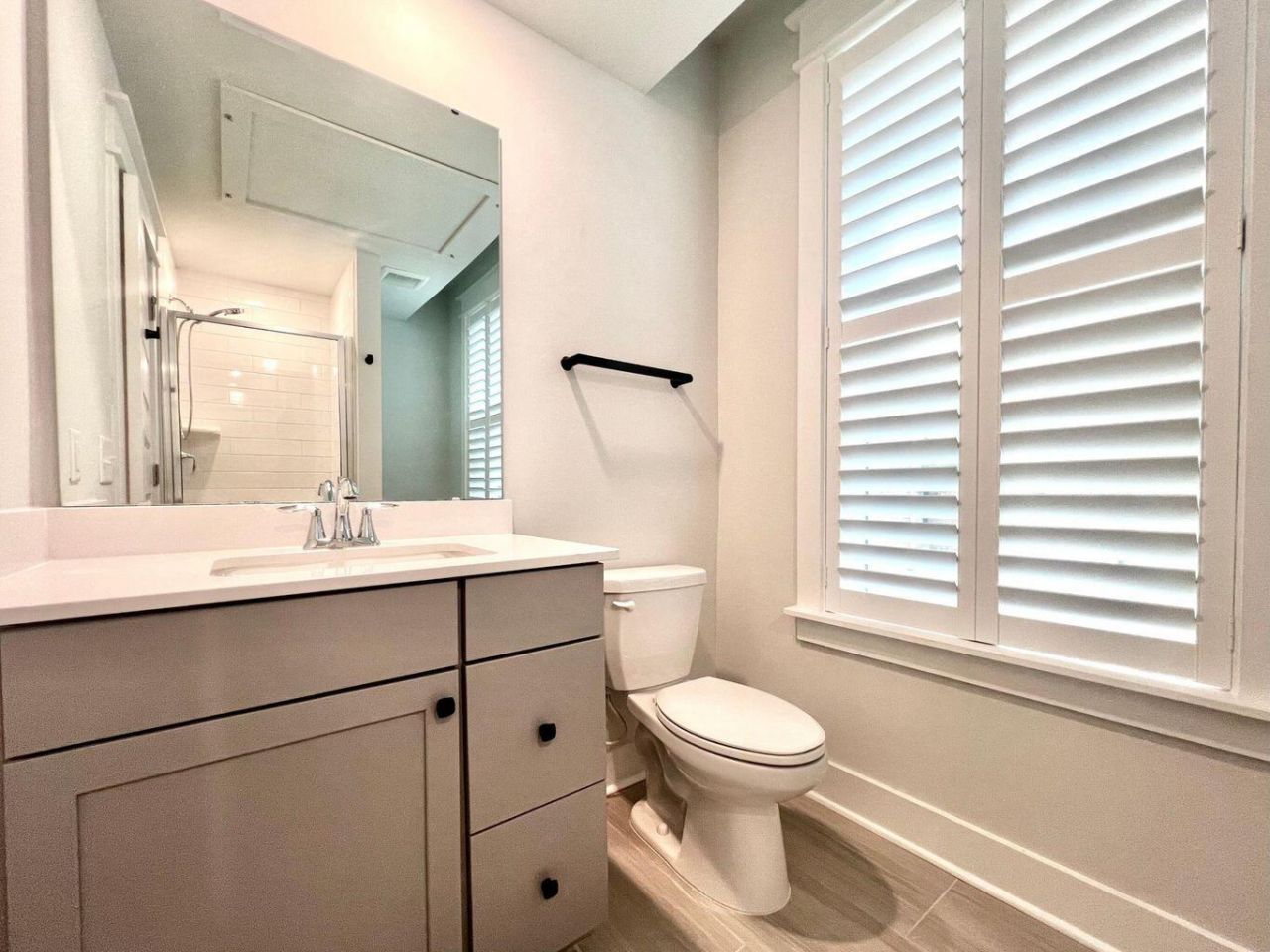 1510 Martel Street Photo 7