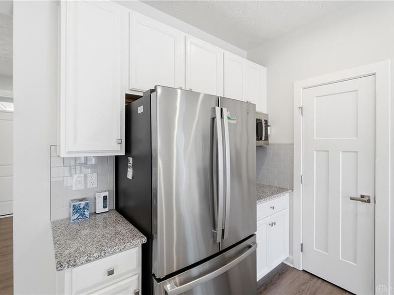 414 Sydney Drive, Tipp City, OH 45371 Photo 11