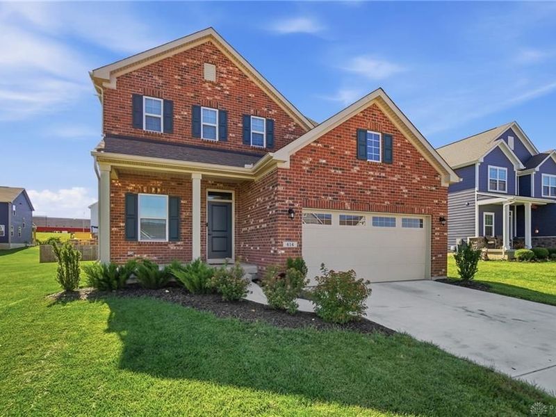 414 Sydney Drive, Tipp City, OH 45371 Photo 2