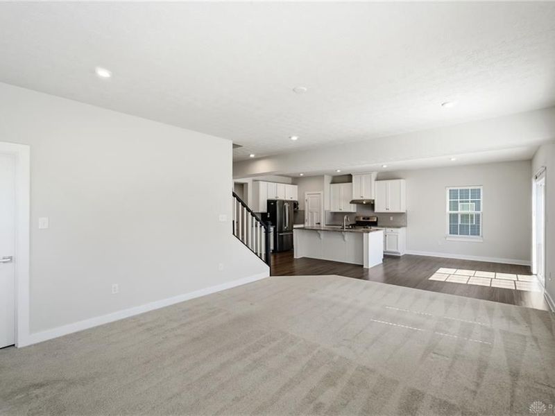 414 Sydney Drive, Tipp City, OH 45371 Photo 9