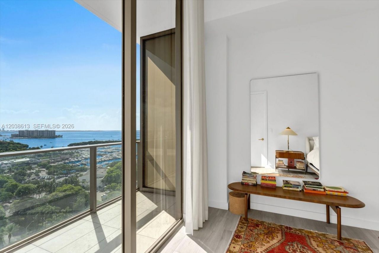 2655 S Bayshore Dr, Unit 1606, Miami, FL 33133 Photo