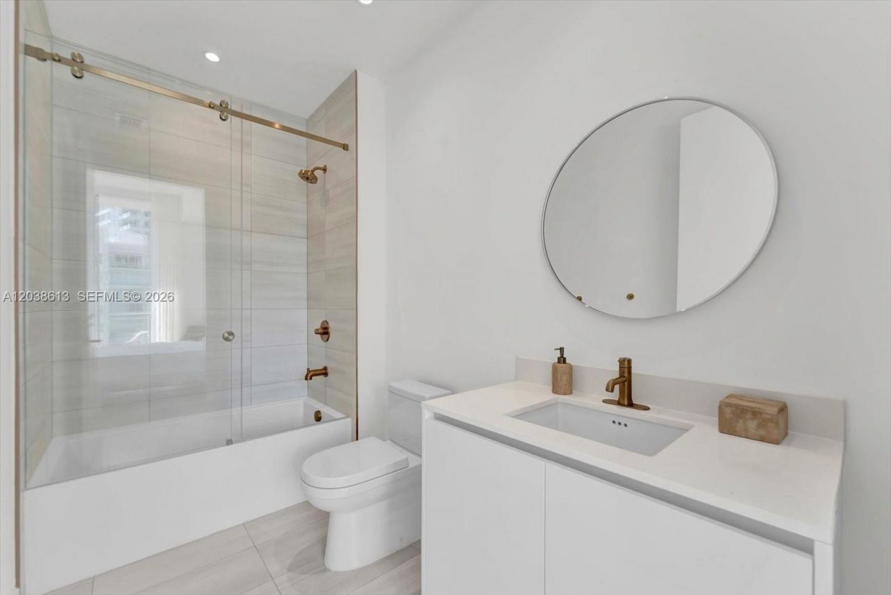 2655 S Bayshore Dr, Unit 1606, Miami, FL 33133 Photo