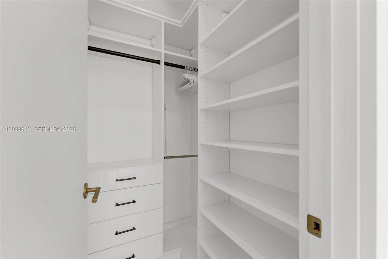 2655 S Bayshore Dr, Unit 1606, Miami, FL 33133 Photo