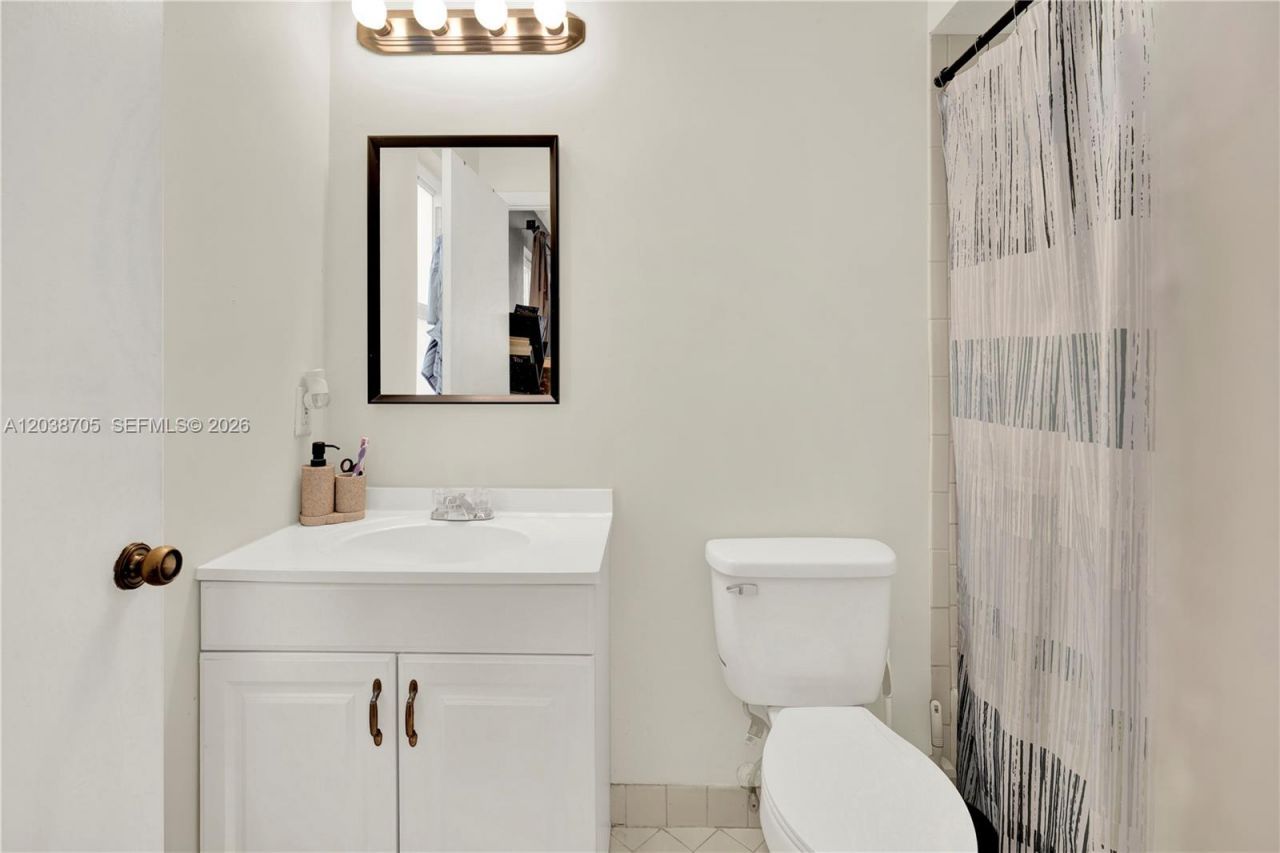 10003 SW 223rd Ter, Cutler Bay, FL 33190 Photo