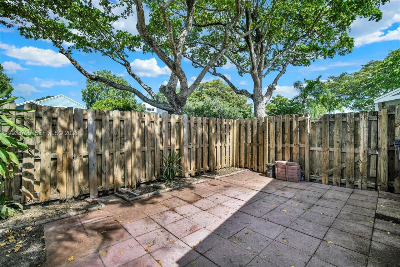 10003 SW 223rd Ter, Cutler Bay, FL 33190 Photo