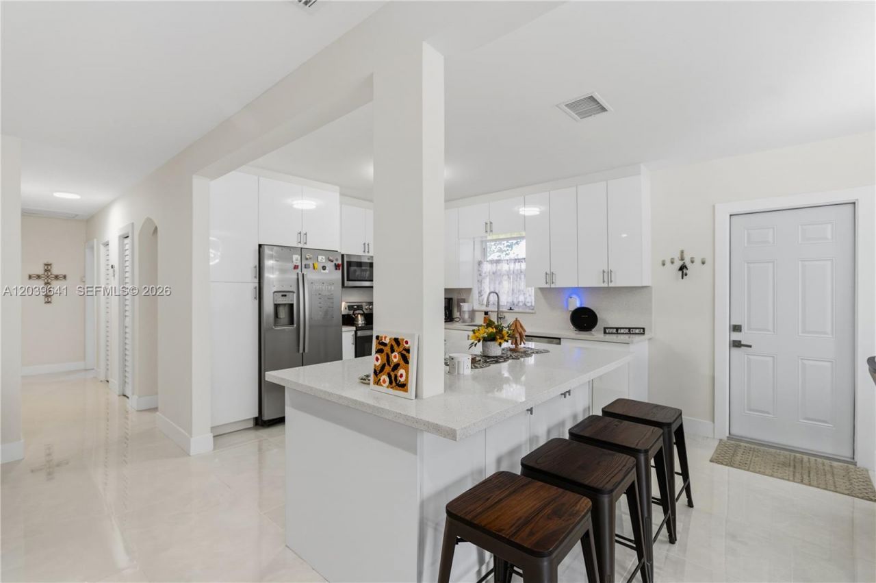 5790 SW 3rd St , Miami, FL 33144 Photo