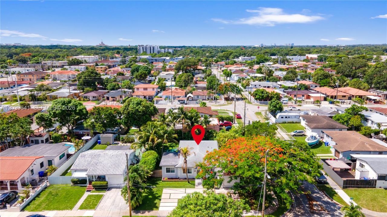 5790 SW 3rd St , Miami, FL 33144 Photo