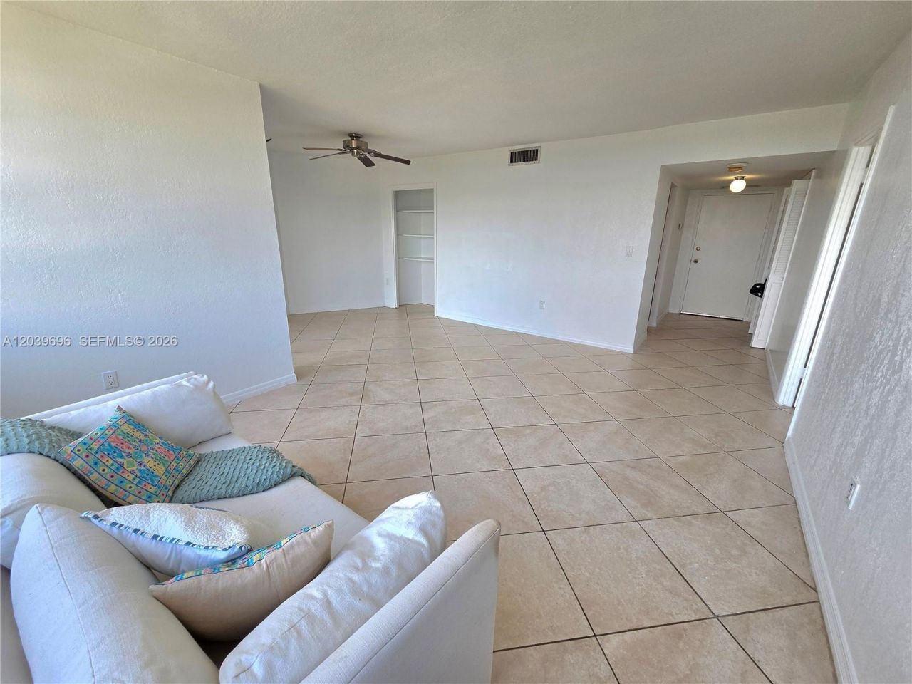 11930 N Bayshore Dr , Unit 910, North Miami, FL 33181 Photo