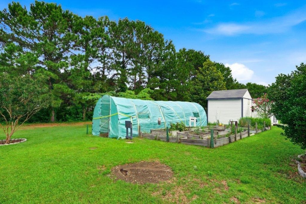 1121 Augustus Dr. Photo 25