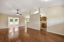 1121 Augustus Dr. photo 4