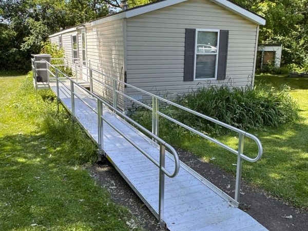 502 3rd Street NE, Milaca, MN 55051