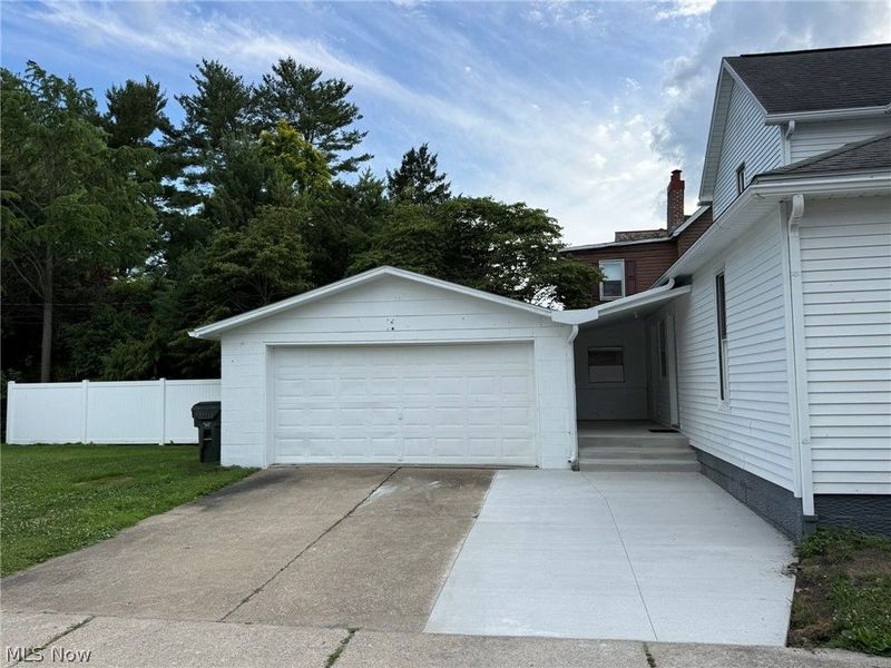520 E 4th Street, Dover, OH 44622 Photo 33