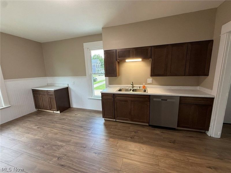 520 E 4th Street, Dover, OH 44622 Photo 7
