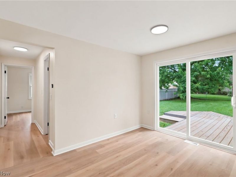 942 Hartford Drive , Elyria, OH 44035 Photo 14