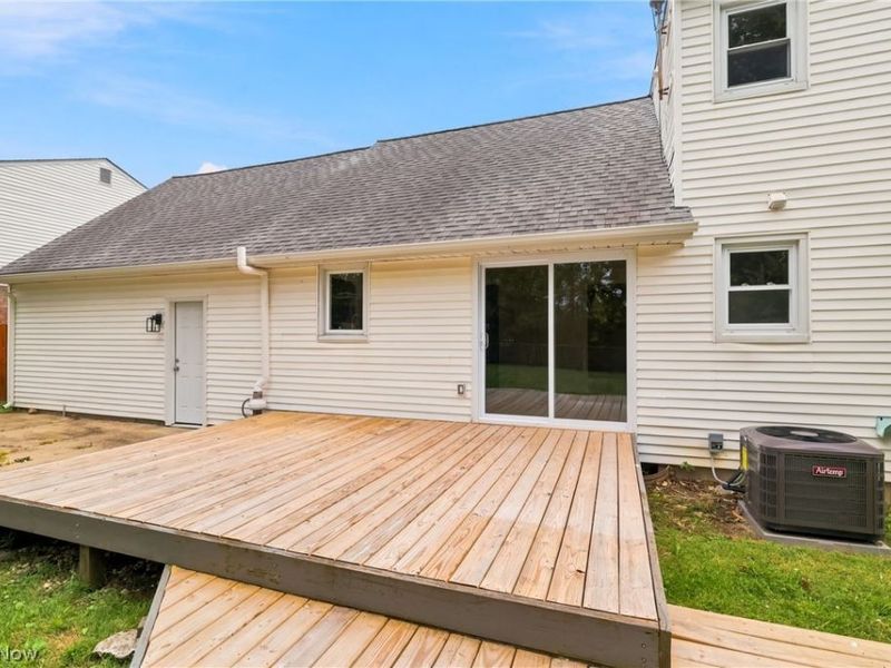 942 Hartford Drive, Elyria, OH 44035 Photo 37
