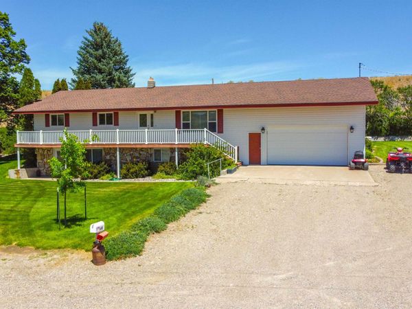 640 W Arimo Rd, Arimo, ID 83214