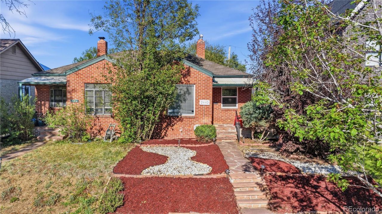 2440 N Gaylord Street, Denver, CO 80205 Main Photo