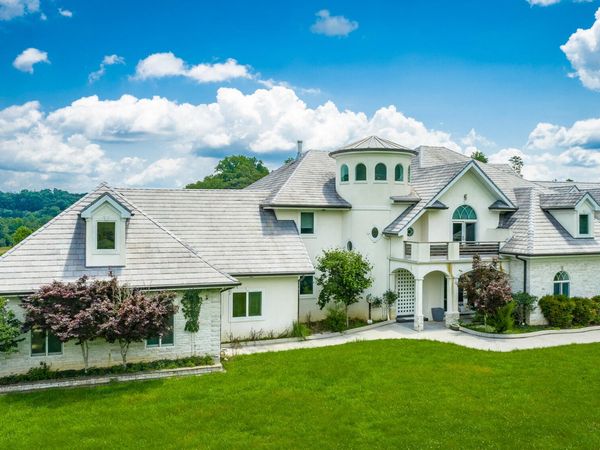 3800 University Drive, Ooltewah, TN 37363