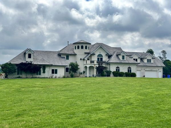3800 University Drive, Ooltewah, TN 37363