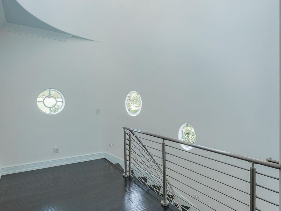 Property Image 116