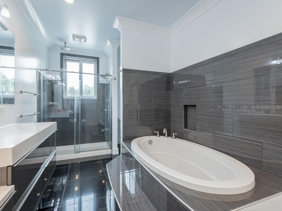 Property Image 129