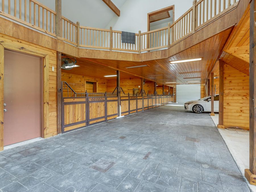 Property Image 152
