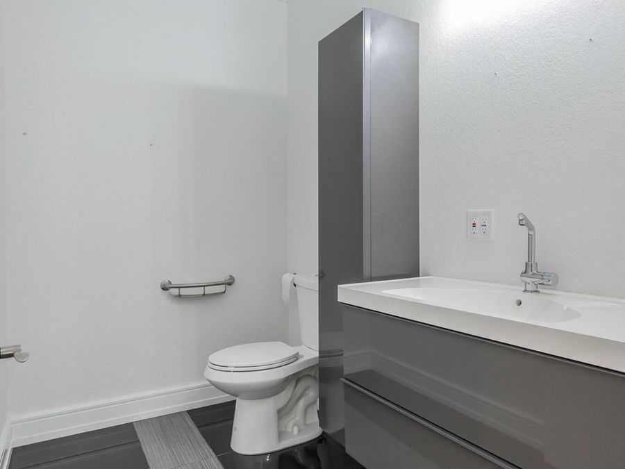Property Image 92