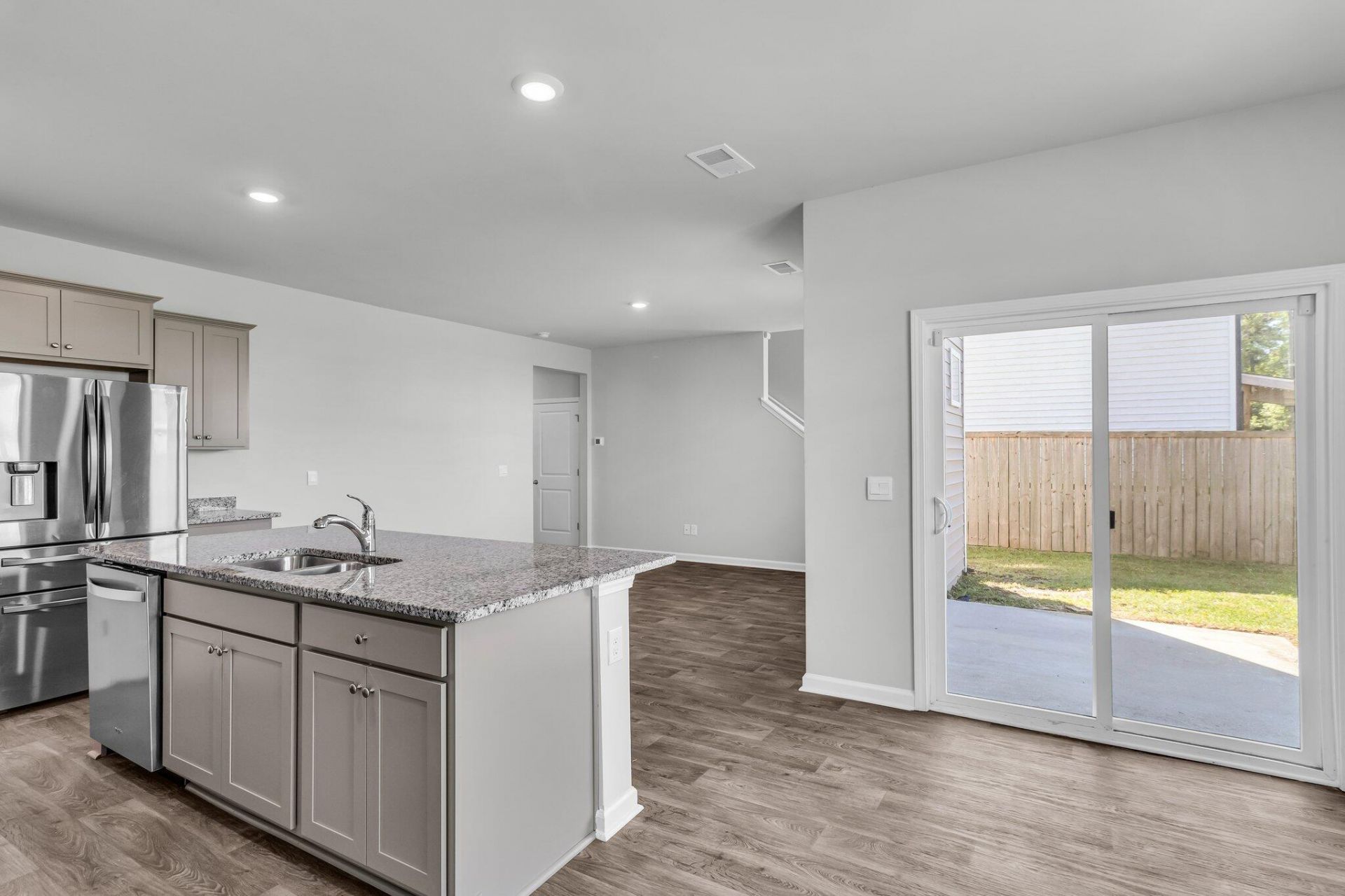 303 Black Birch Drive Photo 18