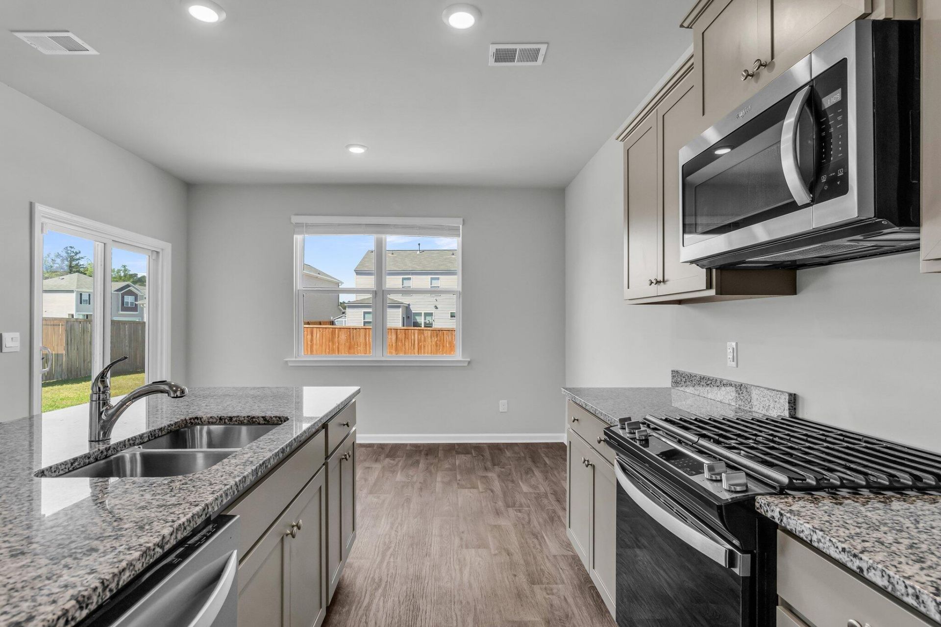303 Black Birch Drive Photo 19