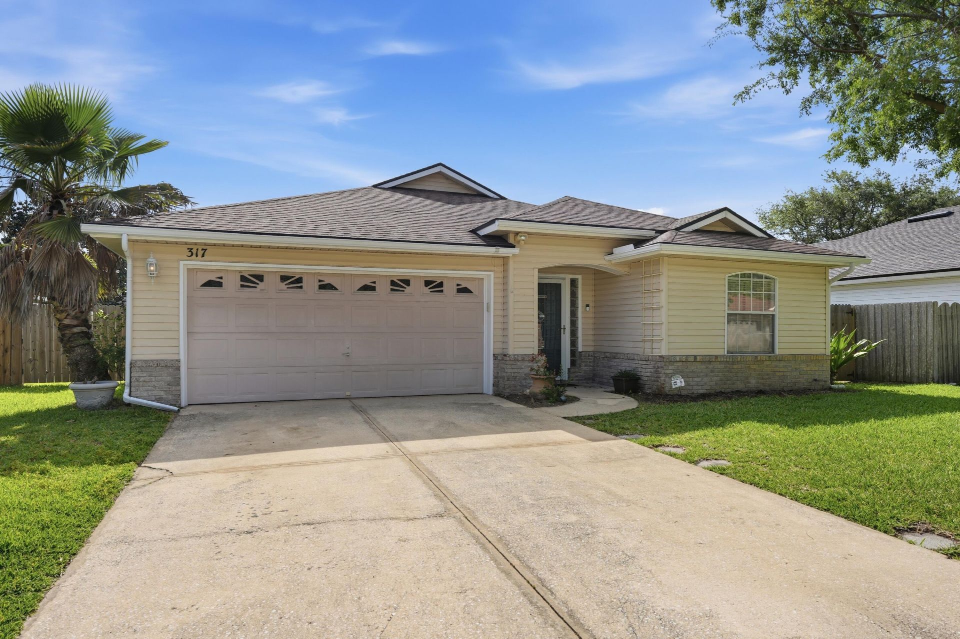 317 Melissa Ray Drive, Other, FL 00000 Main Photo