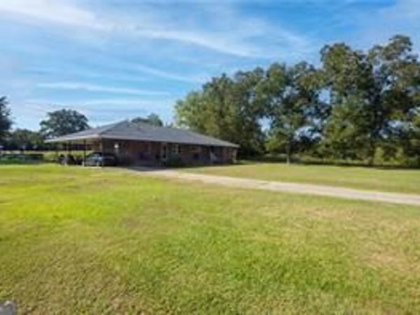 81 County Road 17, Tuskegee, AL 36083