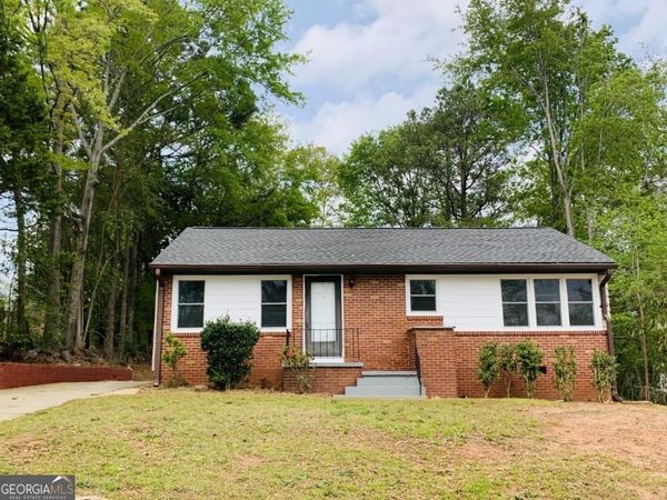 69 4th Street, Newnan, GA 30263