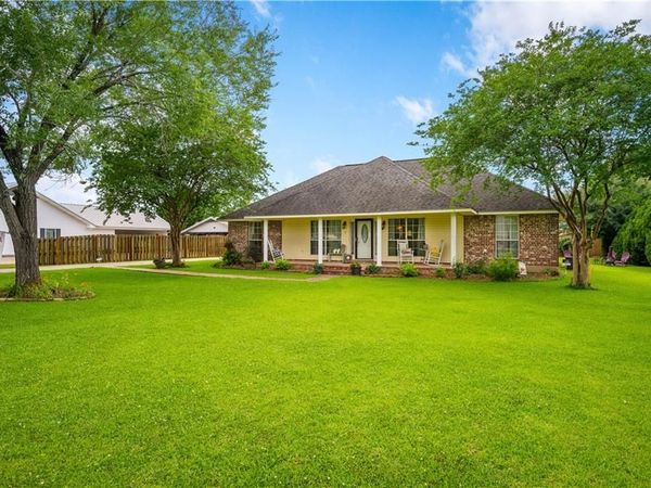 237 OAK VILLA Drive, Bunkie, LA 71322